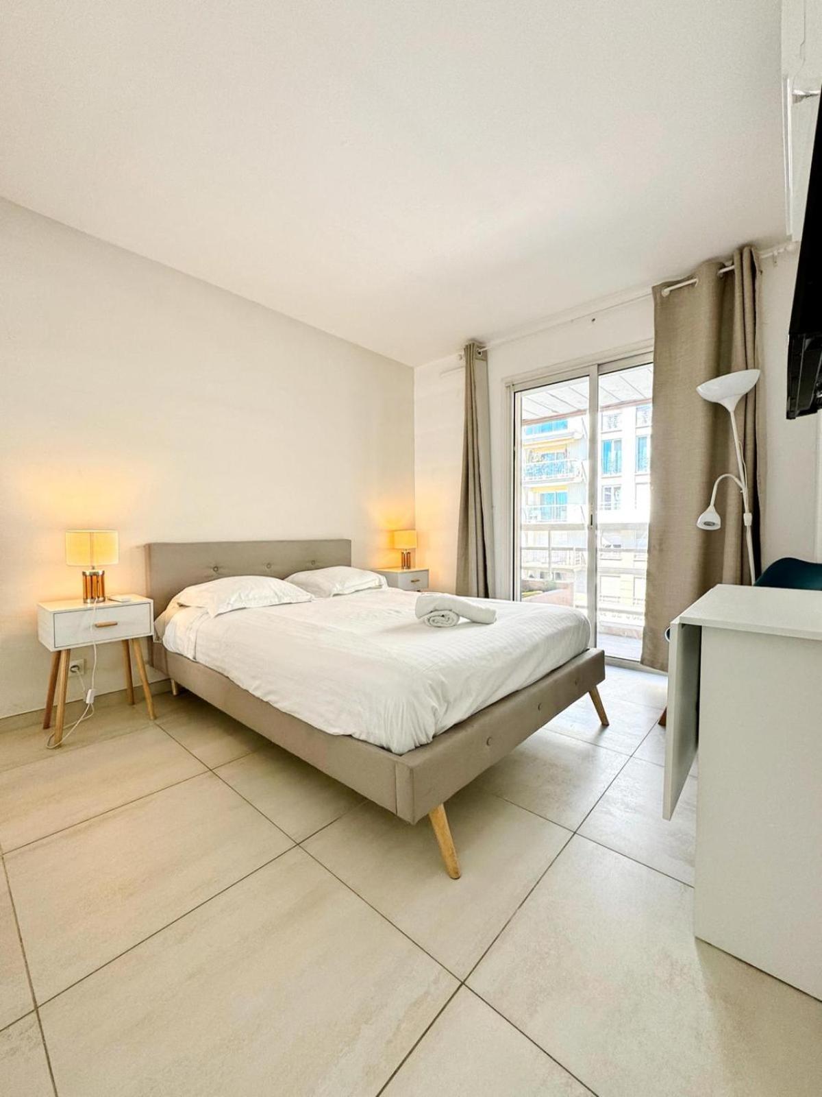 Villa D'Este - Apt 4 Prs - Clim - 300M Plage - Piscine-Parking En Option Juan-les-Pins Eksteriør bilde