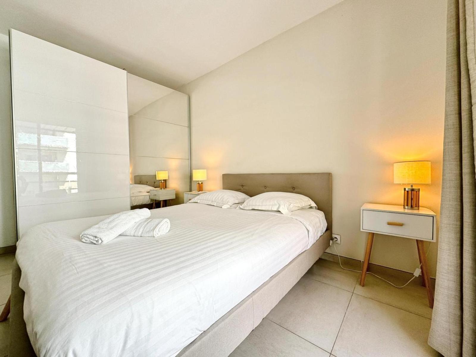 Villa D'Este - Apt 4 Prs - Clim - 300M Plage - Piscine-Parking En Option Juan-les-Pins Eksteriør bilde